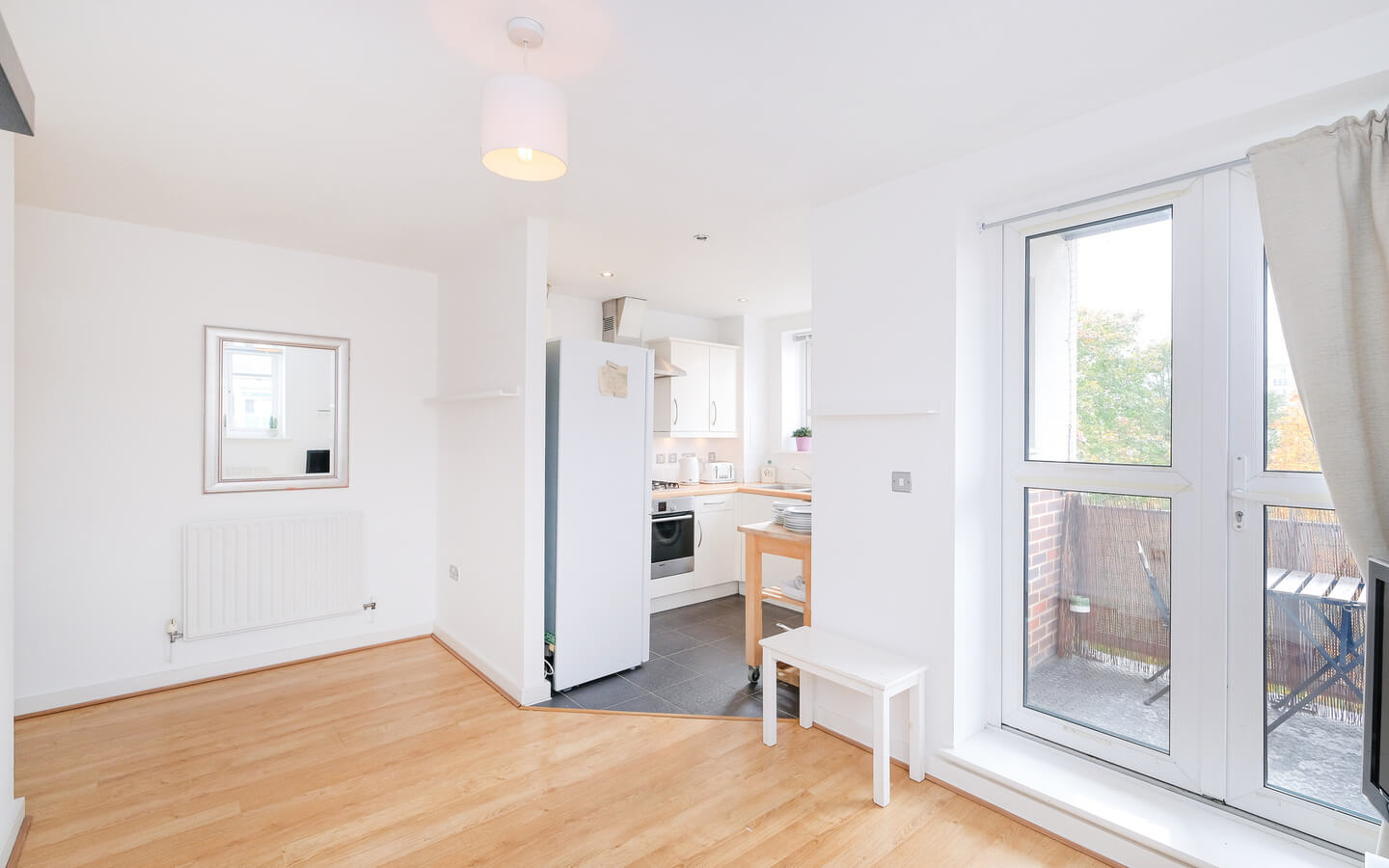 1 Bedroom Flat For Rent