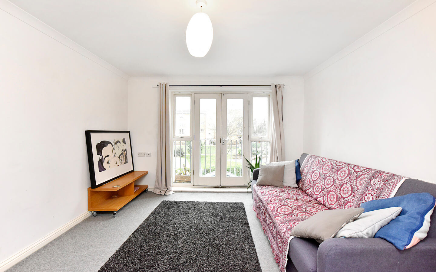 1 Bedroom Flat For Rent