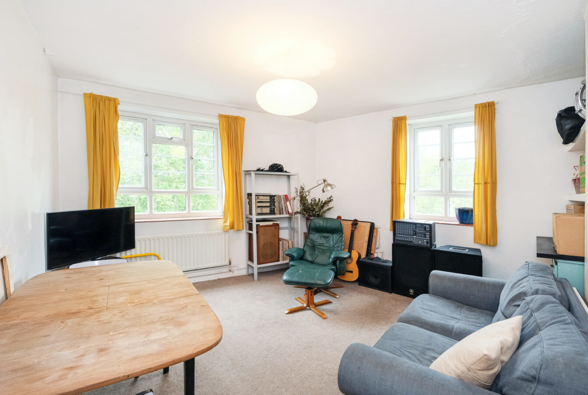 1 Bedroom Flat For Rent