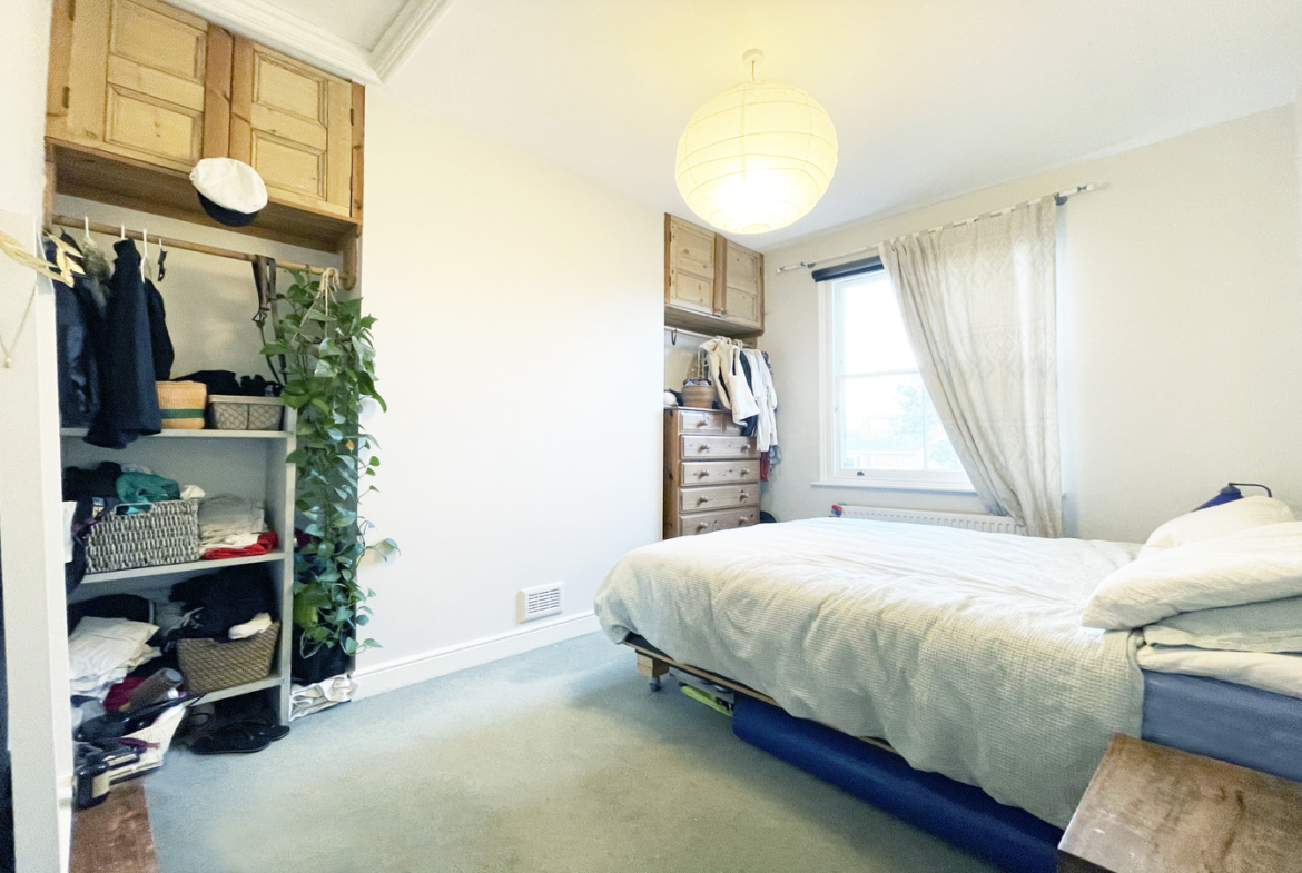 1 Bedroom Flat For Rent - E9 7JE