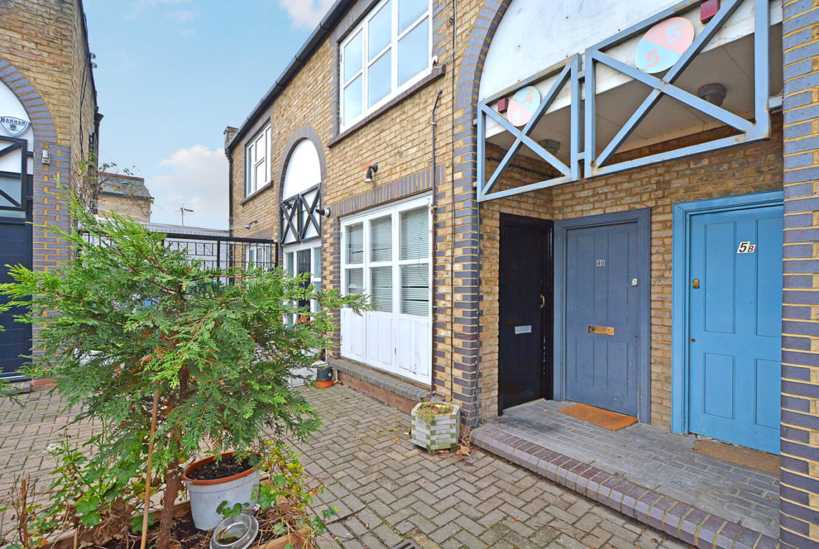 1 Bedroom Studio For Rent