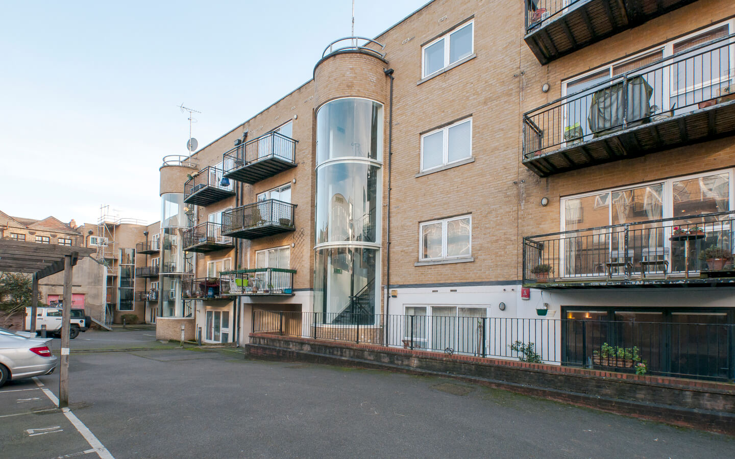 2 Bedroom Flat For Rent