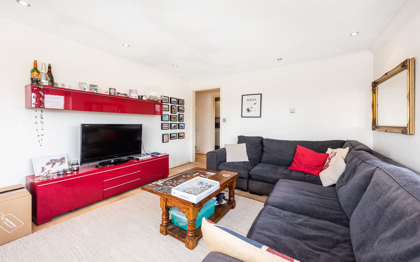 2 Bedroom Flat For Rent