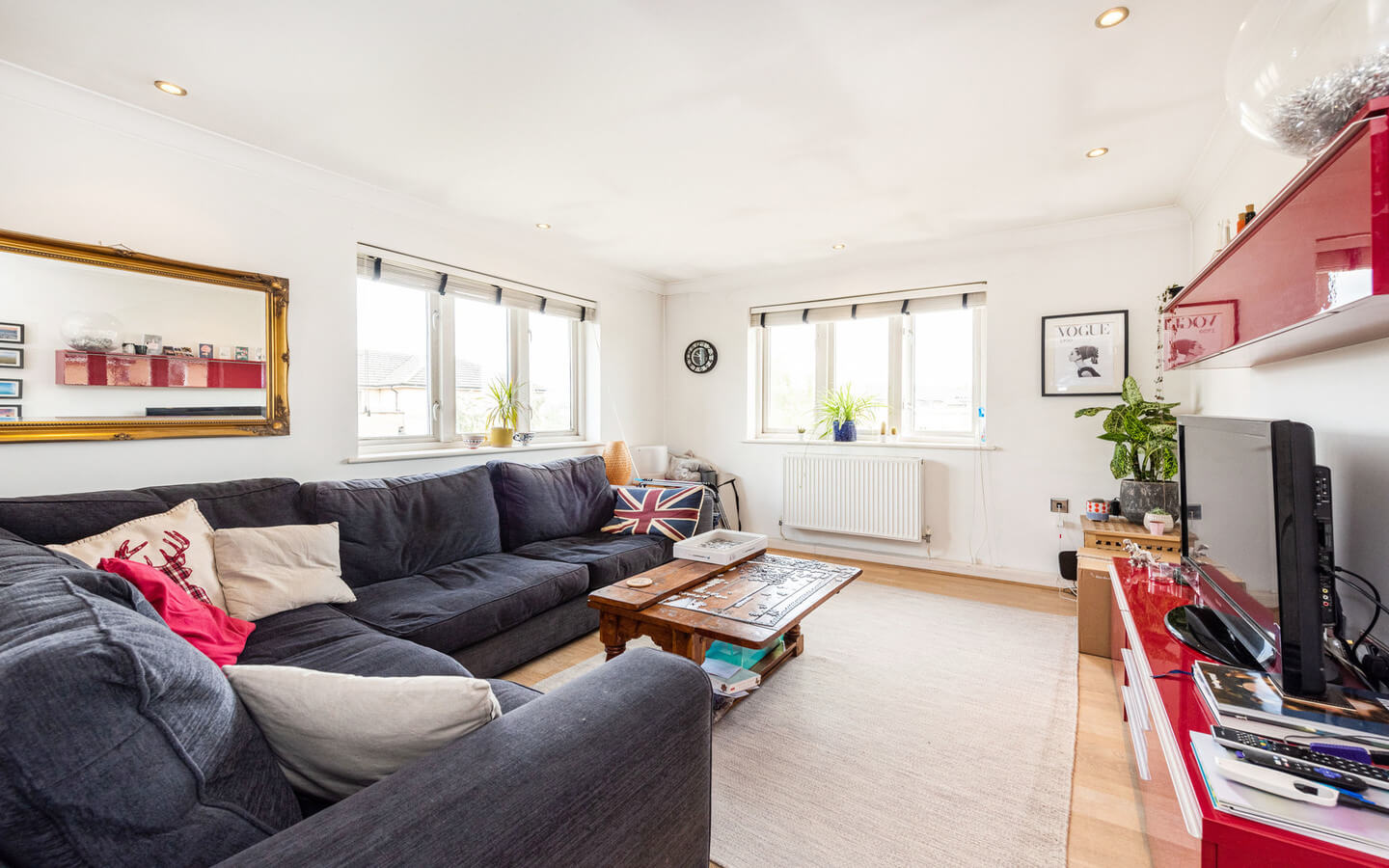 2 Bedroom Flat For Rent