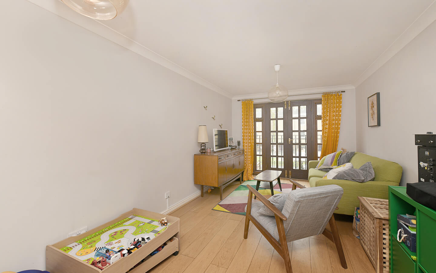 2 Bedroom Flat For Rent