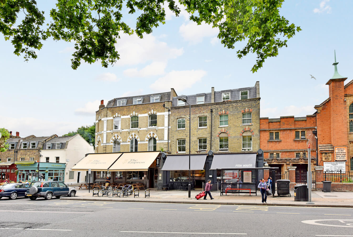 2 Bedroom Flat For Sale
