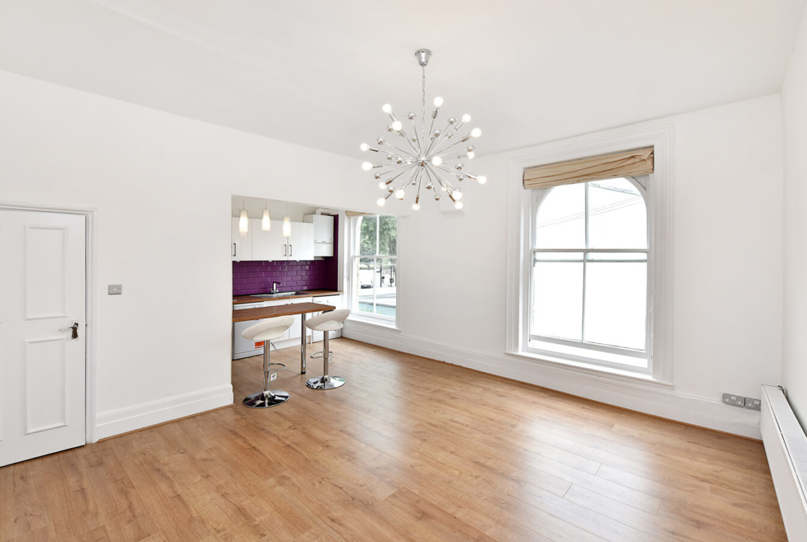 2 Bedroom Flat For Sale