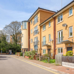 2 Bedroom Flat For Sale Hackney London - Sold