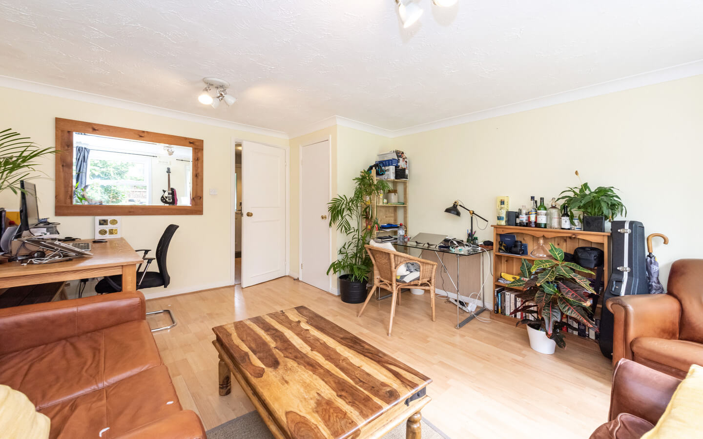 2 bedroom house for rent