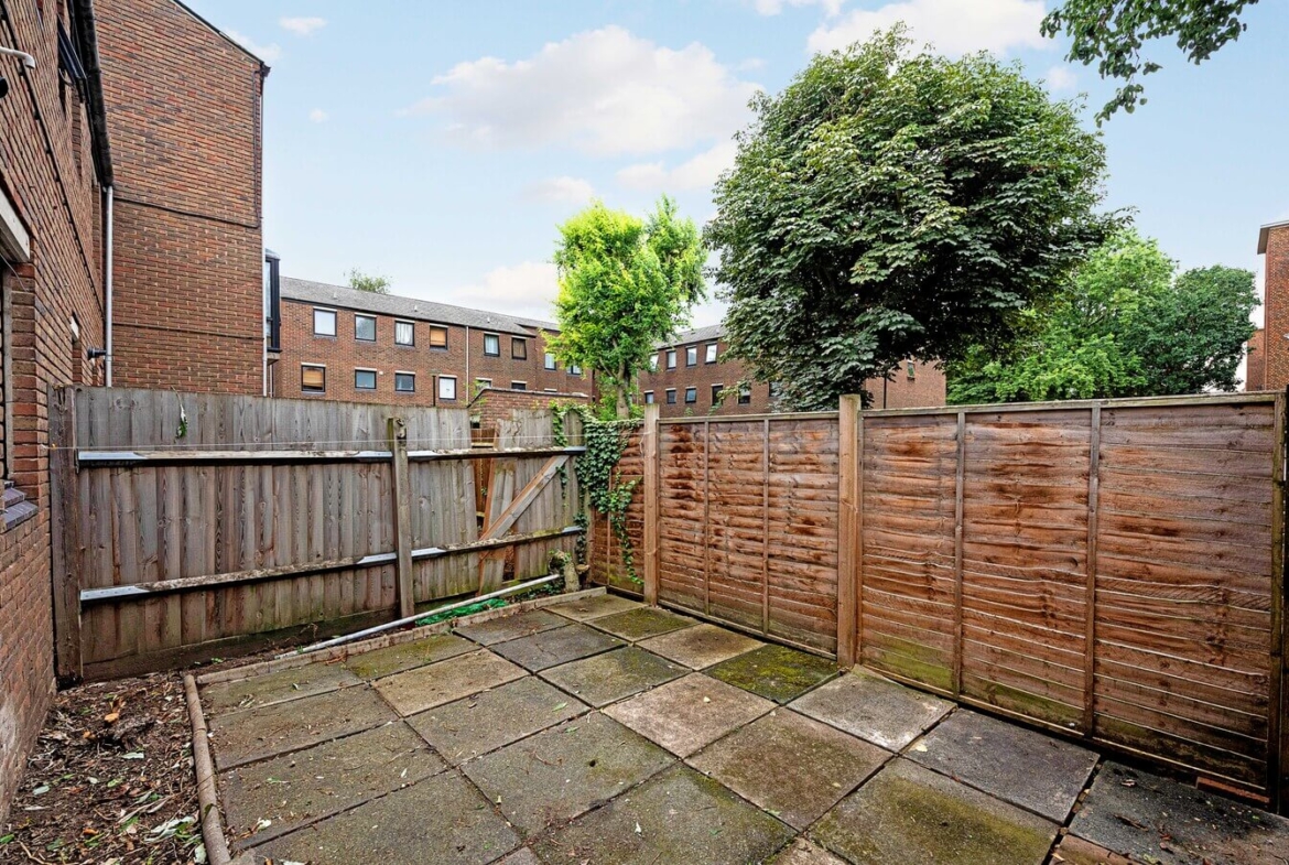 2 Bedroom House For Rent