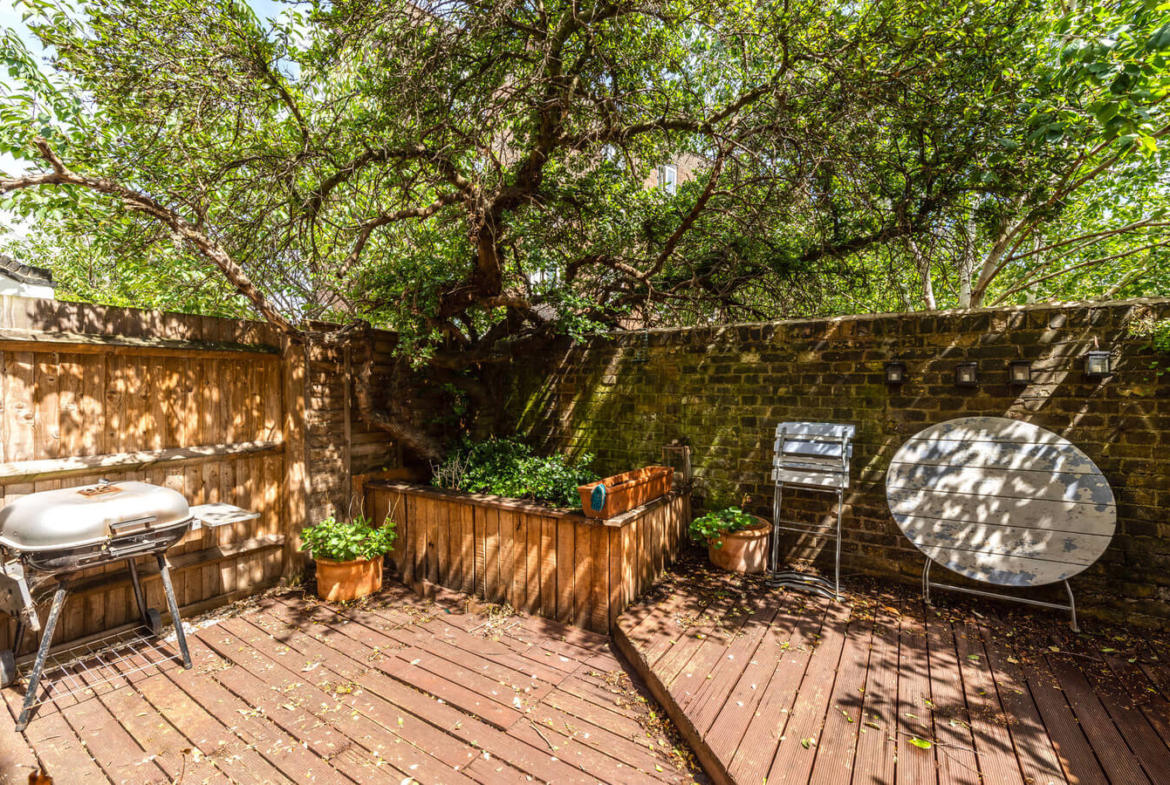 2 Bedroom House For Rent