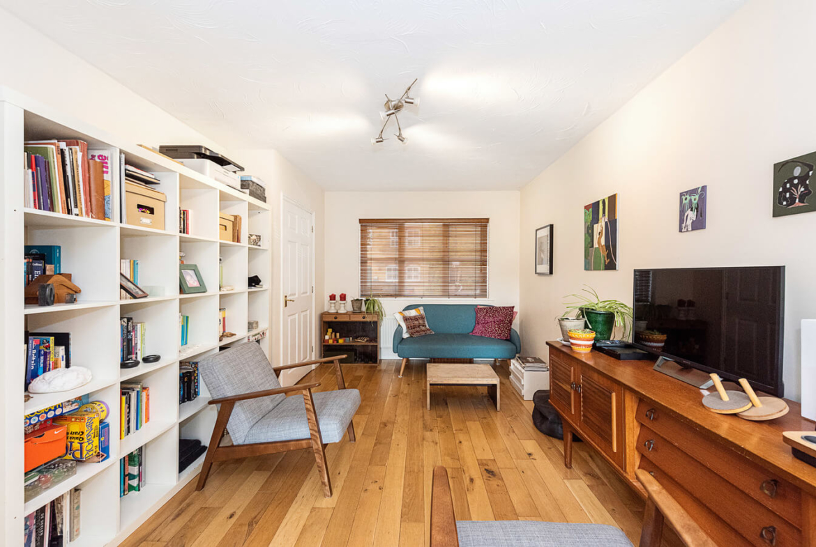 2 bedroom house for rent Hackney
