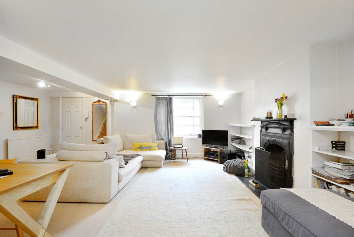 2 Bedroom House For Rent