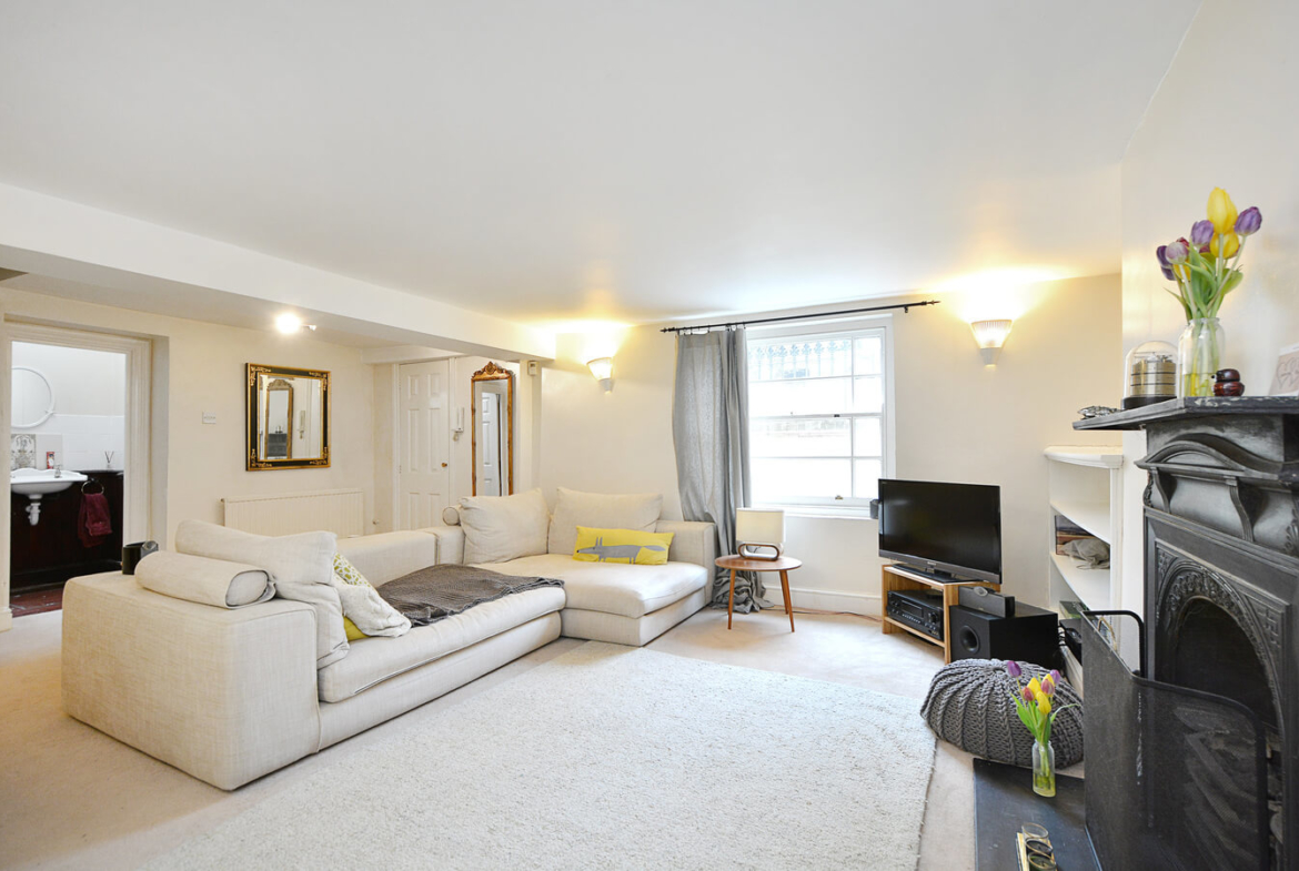 2 Bedroom House For Rent