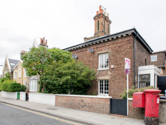 2 Bedroom House For Rent