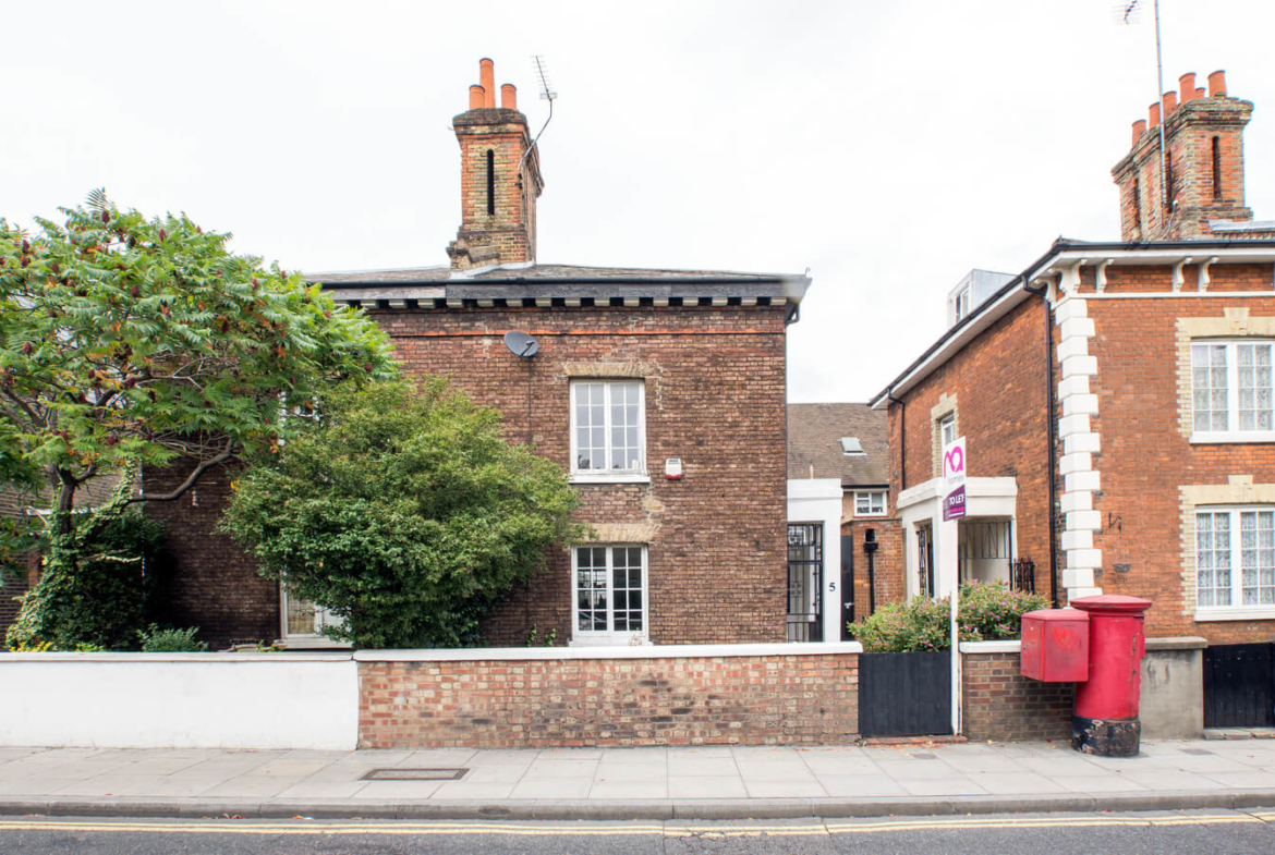 2 Bedroom House For Rent