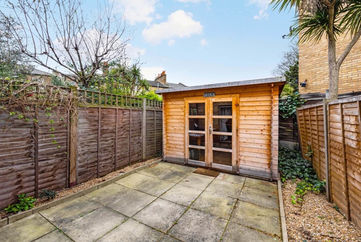 2 Bedroom House For Rent