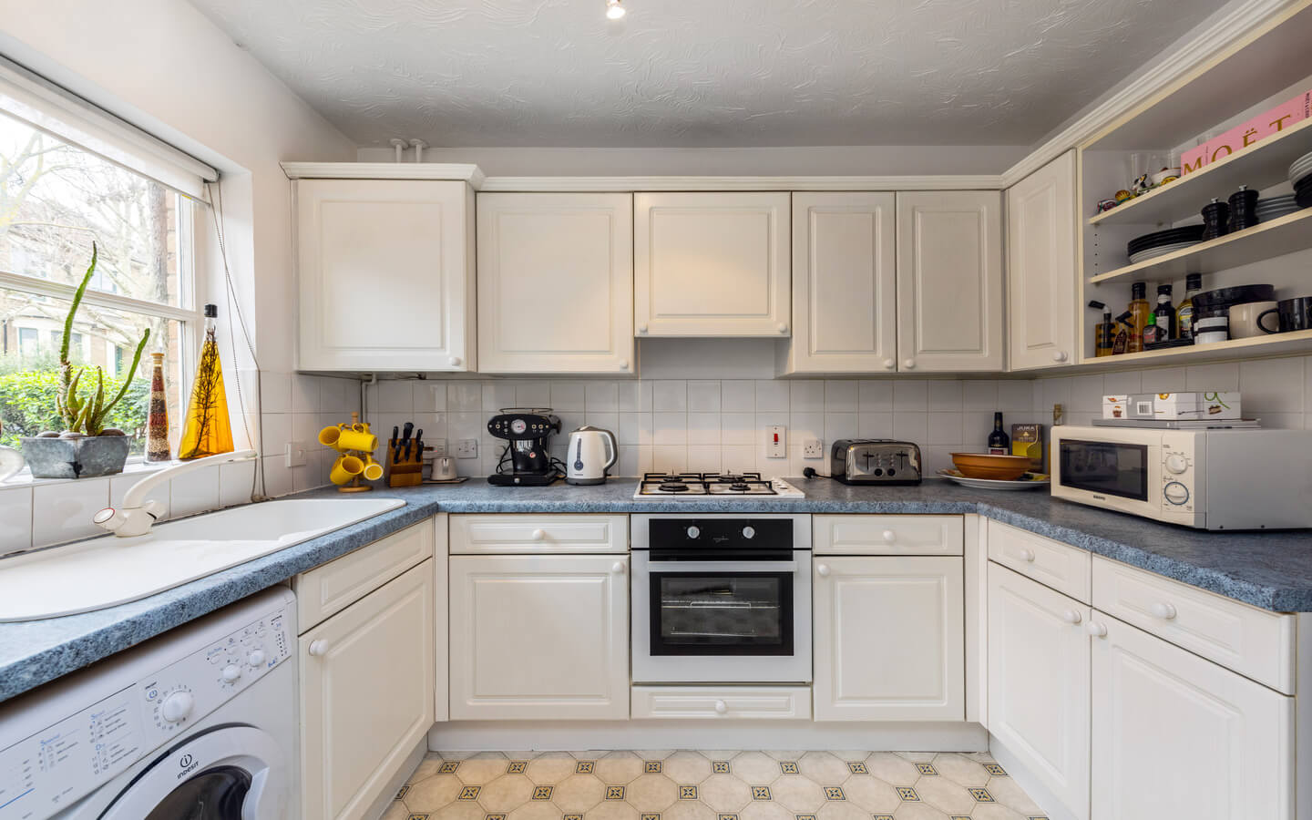 2 Bedroom House For Rent 2 Bedroom House For Rent