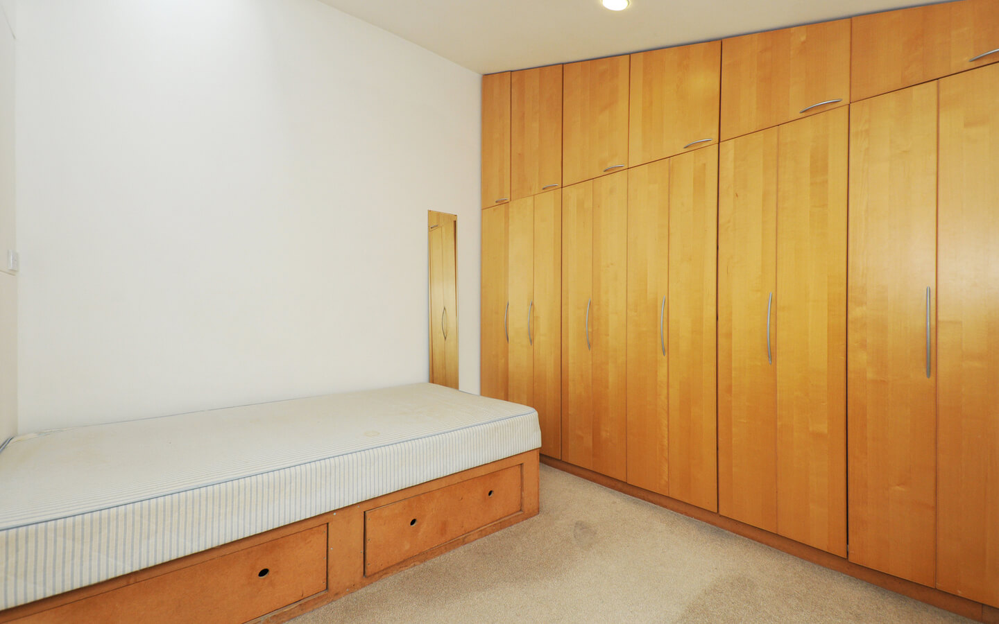2 Bedroom House For Rent