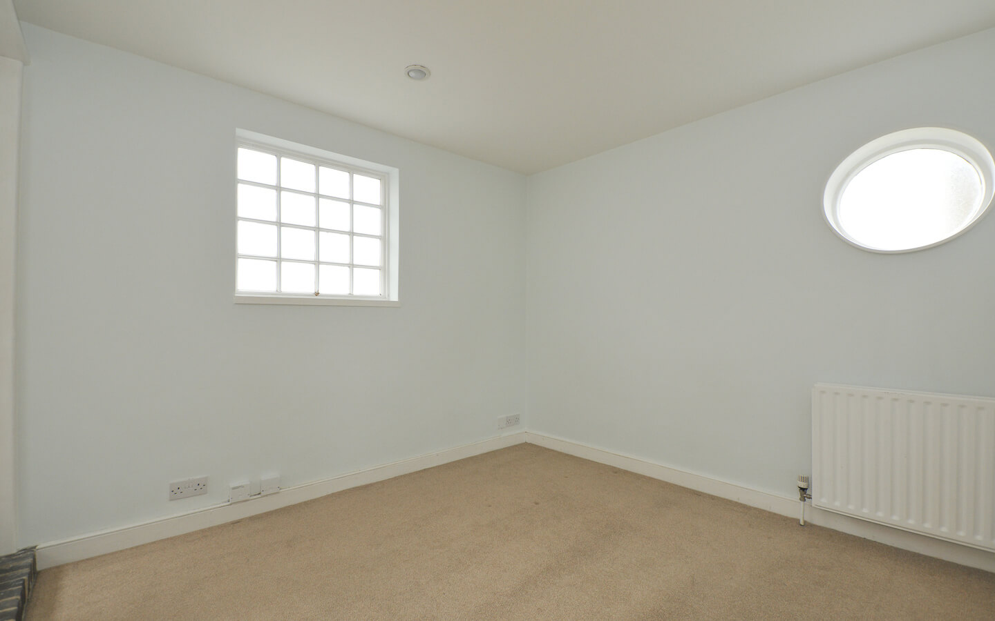 2 Bedroom House For Rent