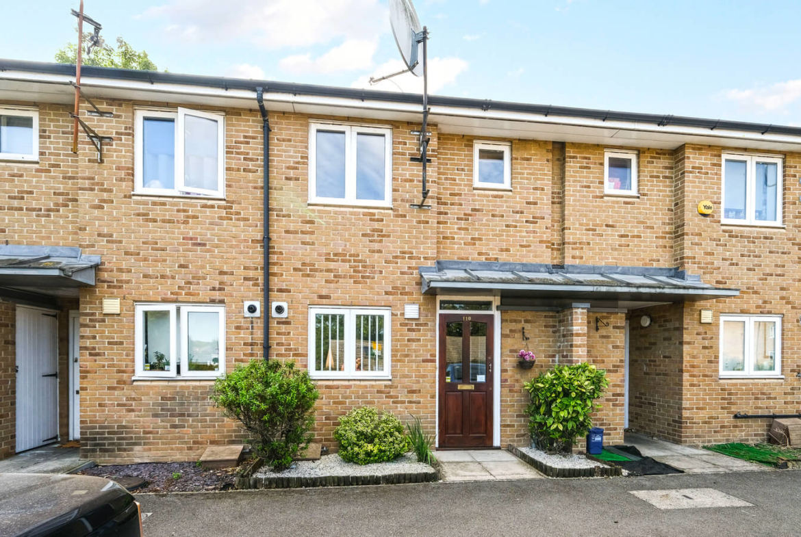 2 Bedroom House For Sale