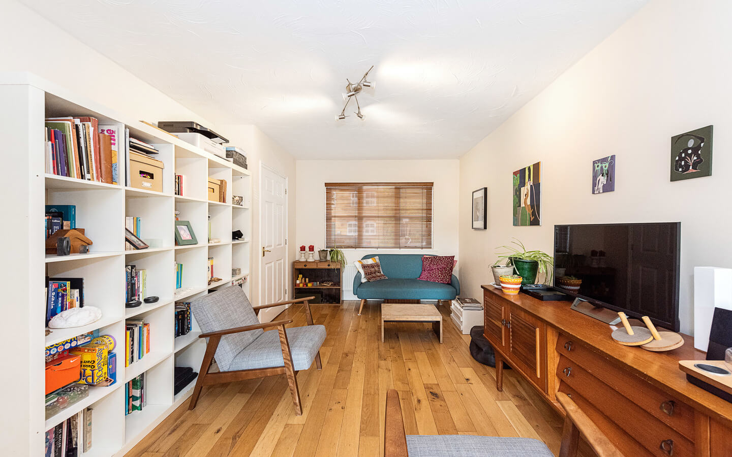 2 bedroom house for sale