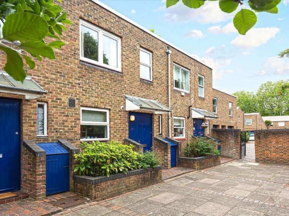 3 Bedroom House For Sale