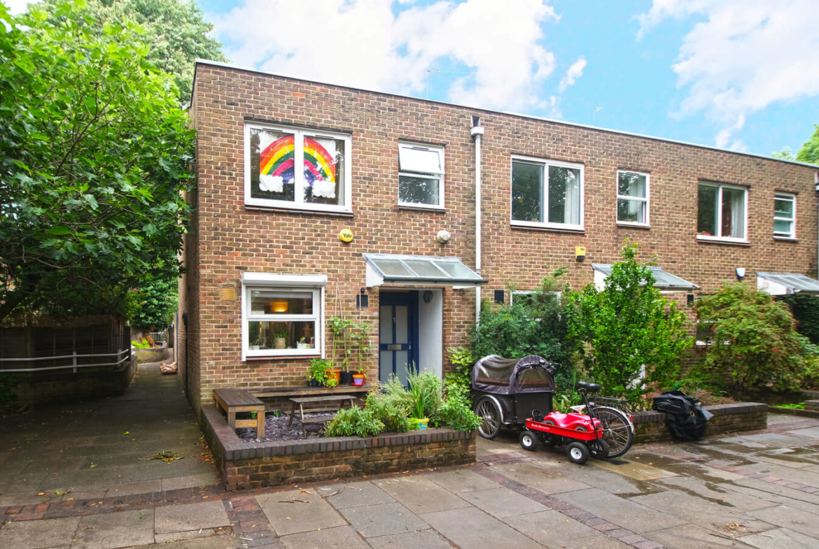 3 Bedroom House For Sale