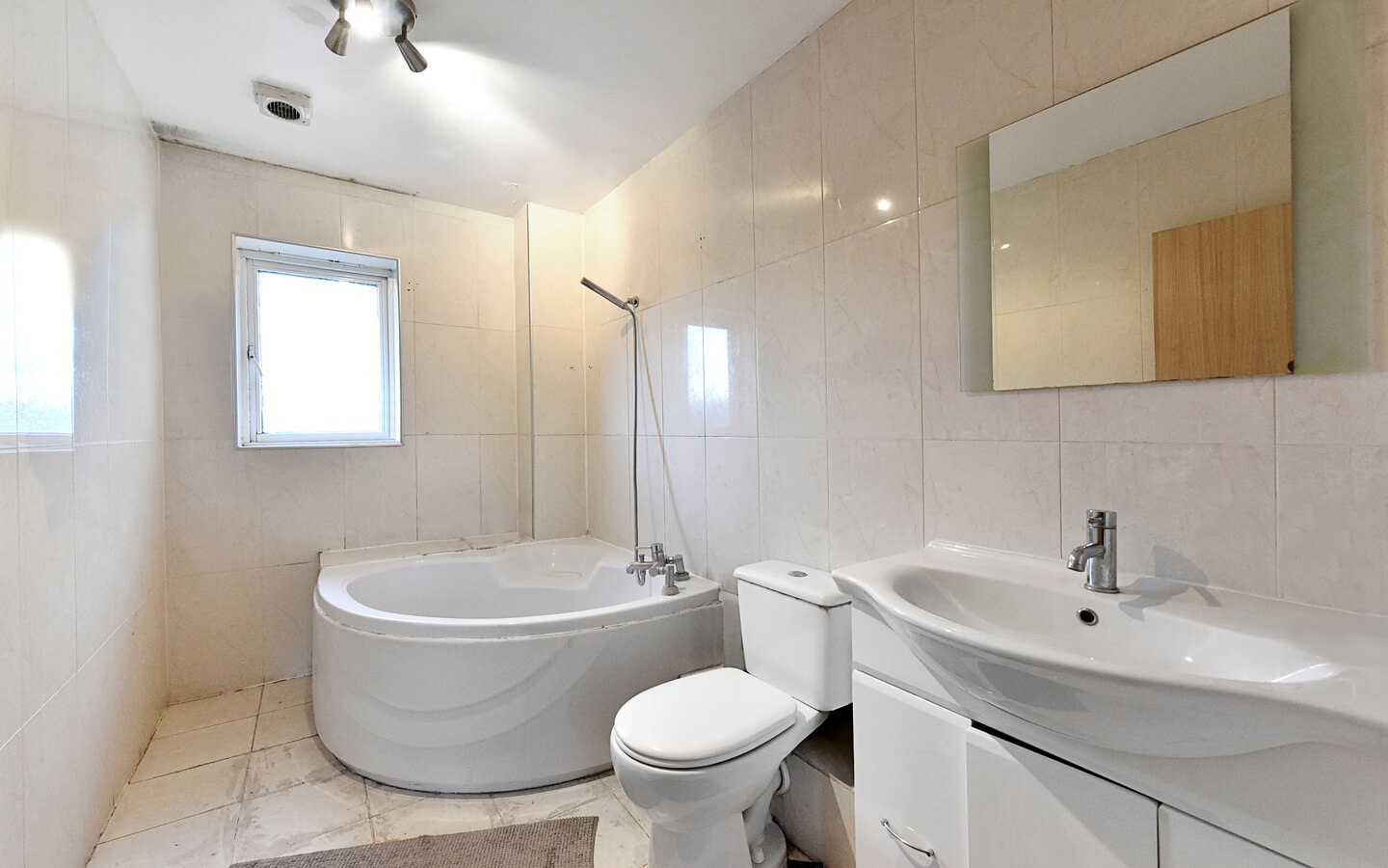 4 Bedroom House For Rent