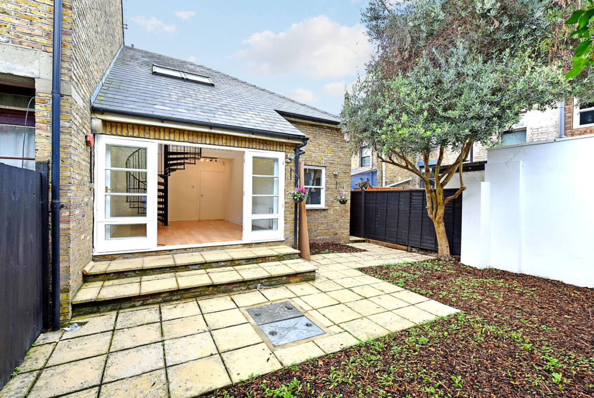 4 Bedroom House For Rent