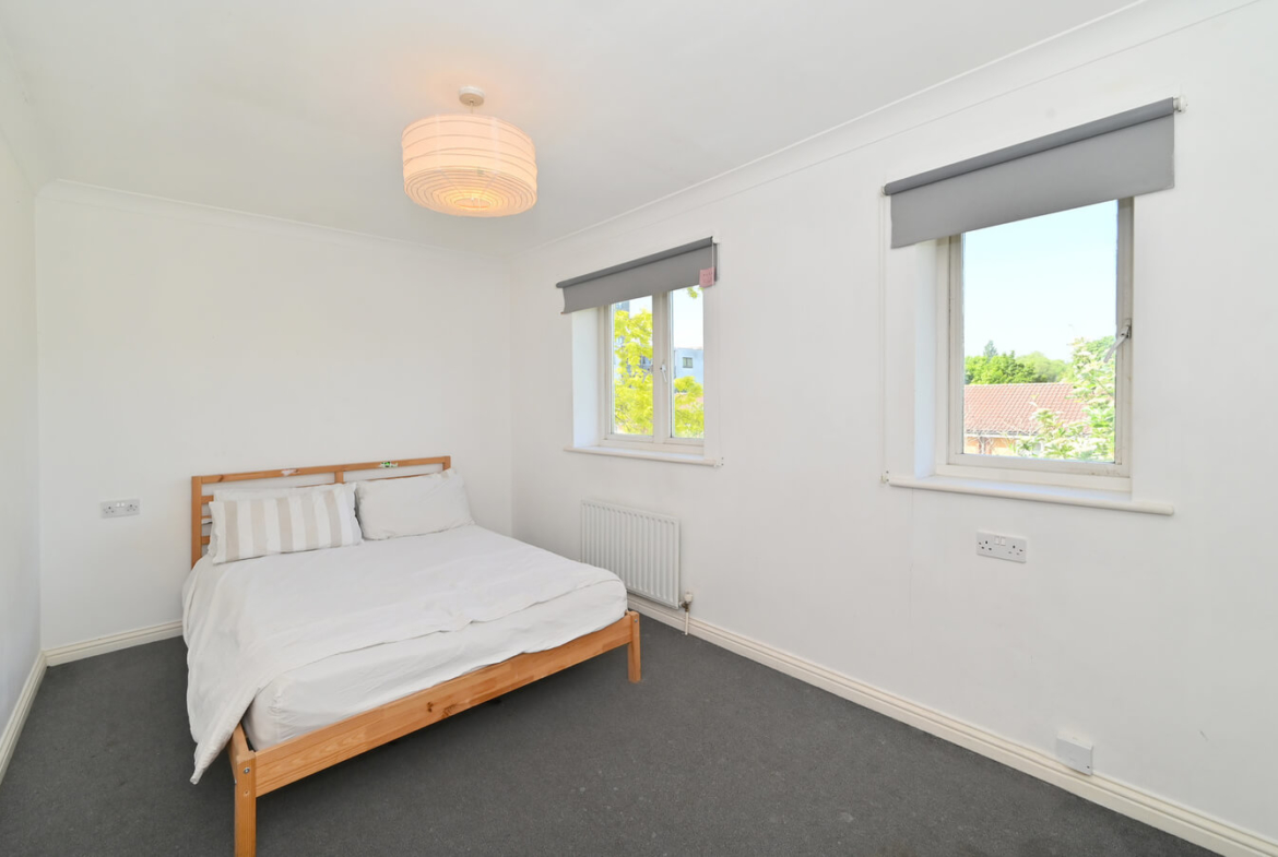 5 Bedroom House For Rent