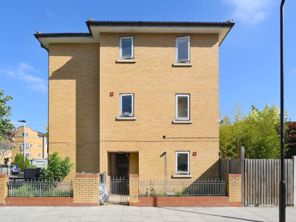 5 Bedroom House For Rent