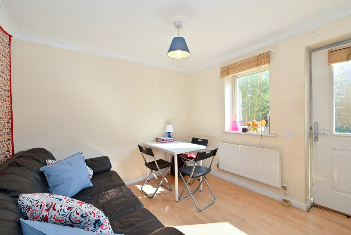 5 Bedroom House For Rent