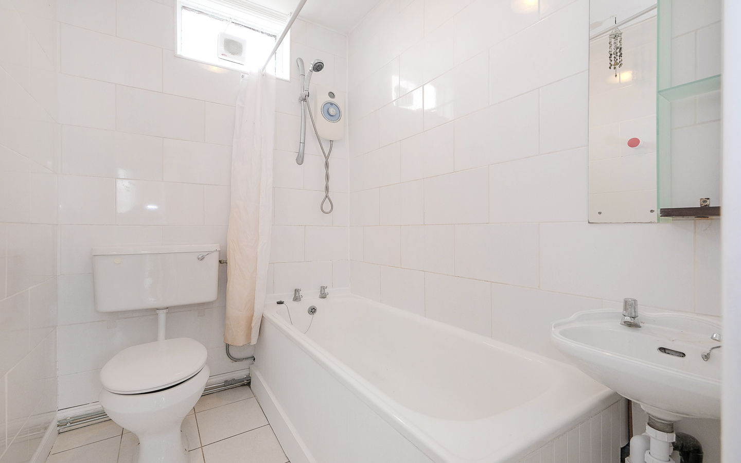 1 Bedroom Flat For Rent - London - Hackney - 10B E9 5AH
