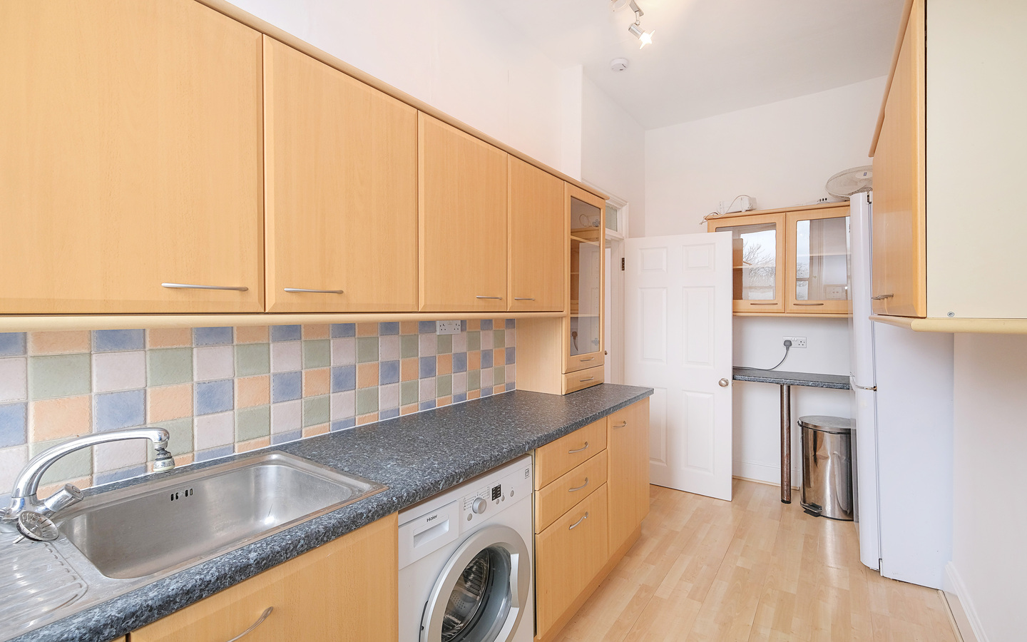 1 Bedroom Flat For Rent - London - Hackney - 10B E9 5AH