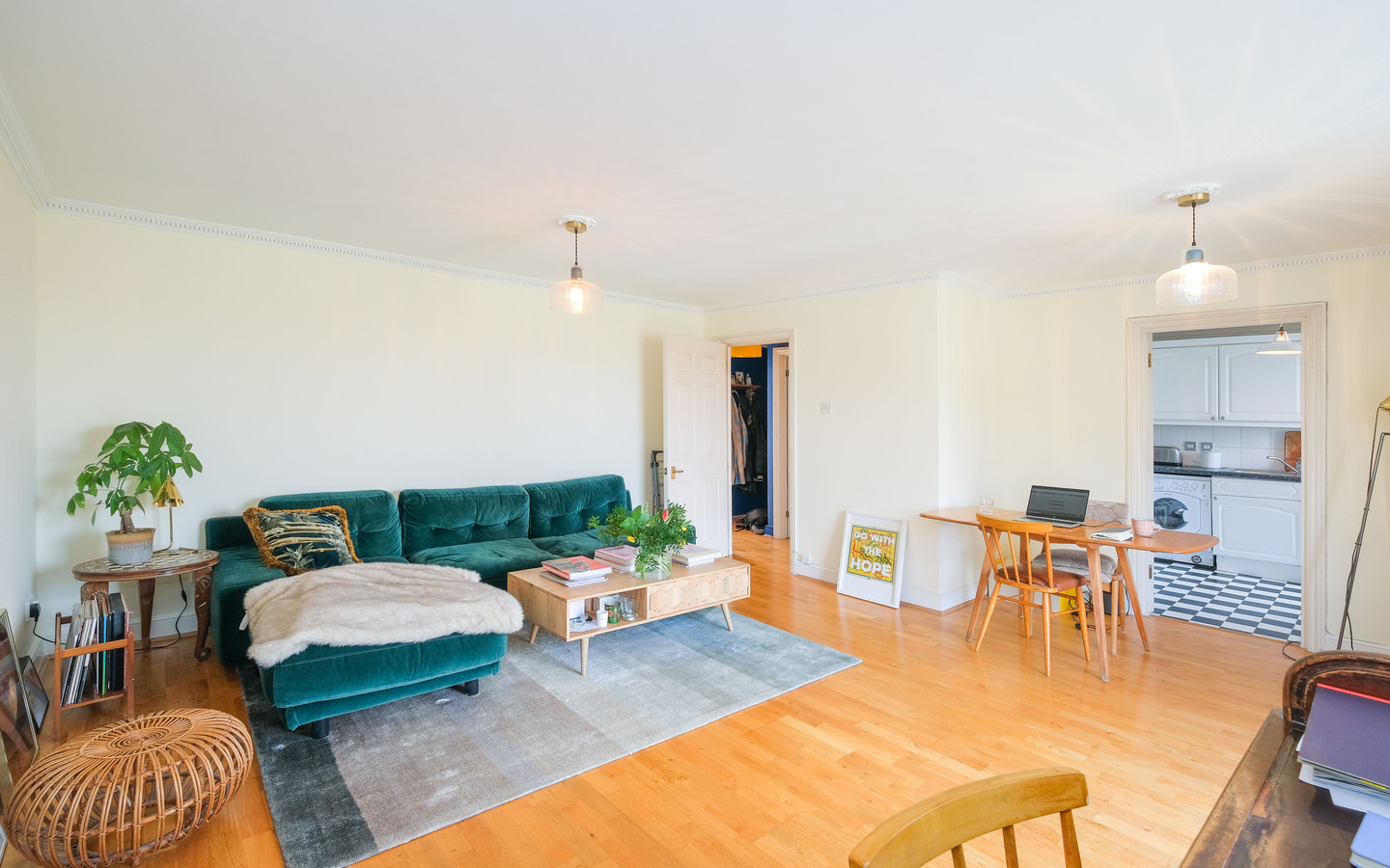 2 Bedroom Flat For Rent - London - E3 5SA