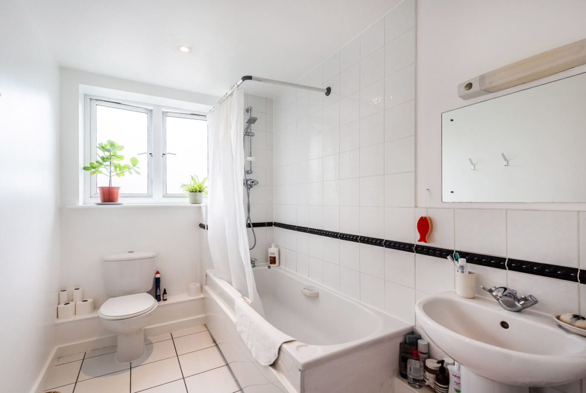 1 Bedroom Flat For Rent Hackney London E9 5DL