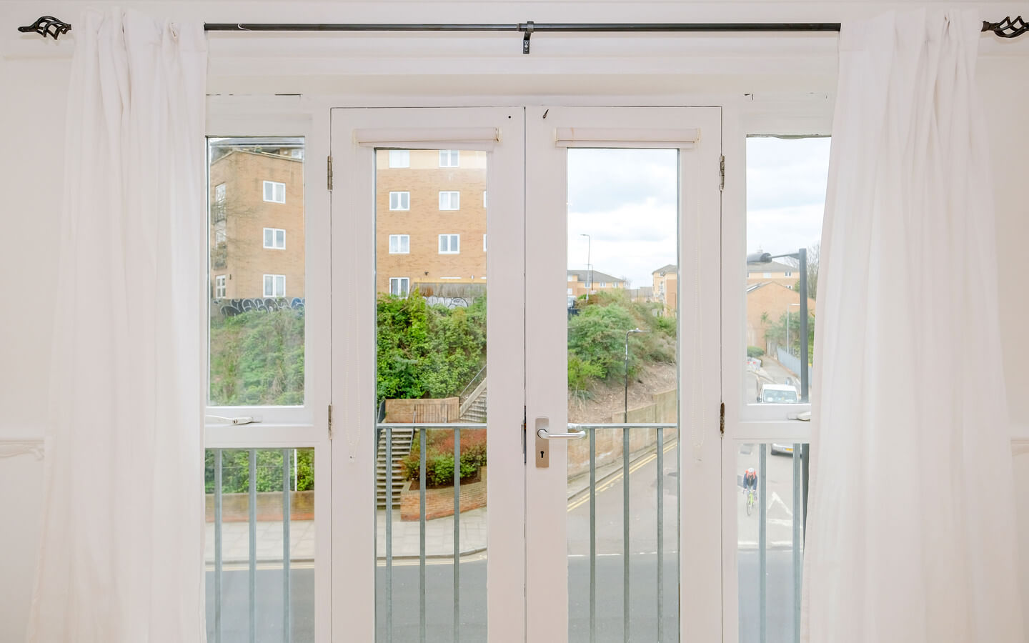 1 Bedroom Flat For Rent Hackney London E9 5HG