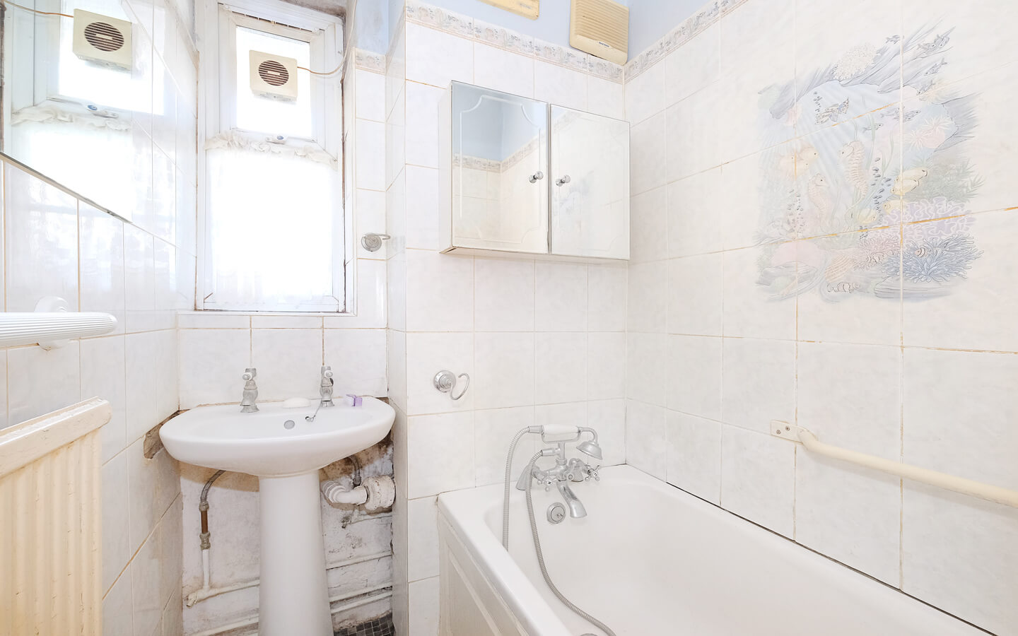 2 Bedroom Flat For Sale - Hackney - London
