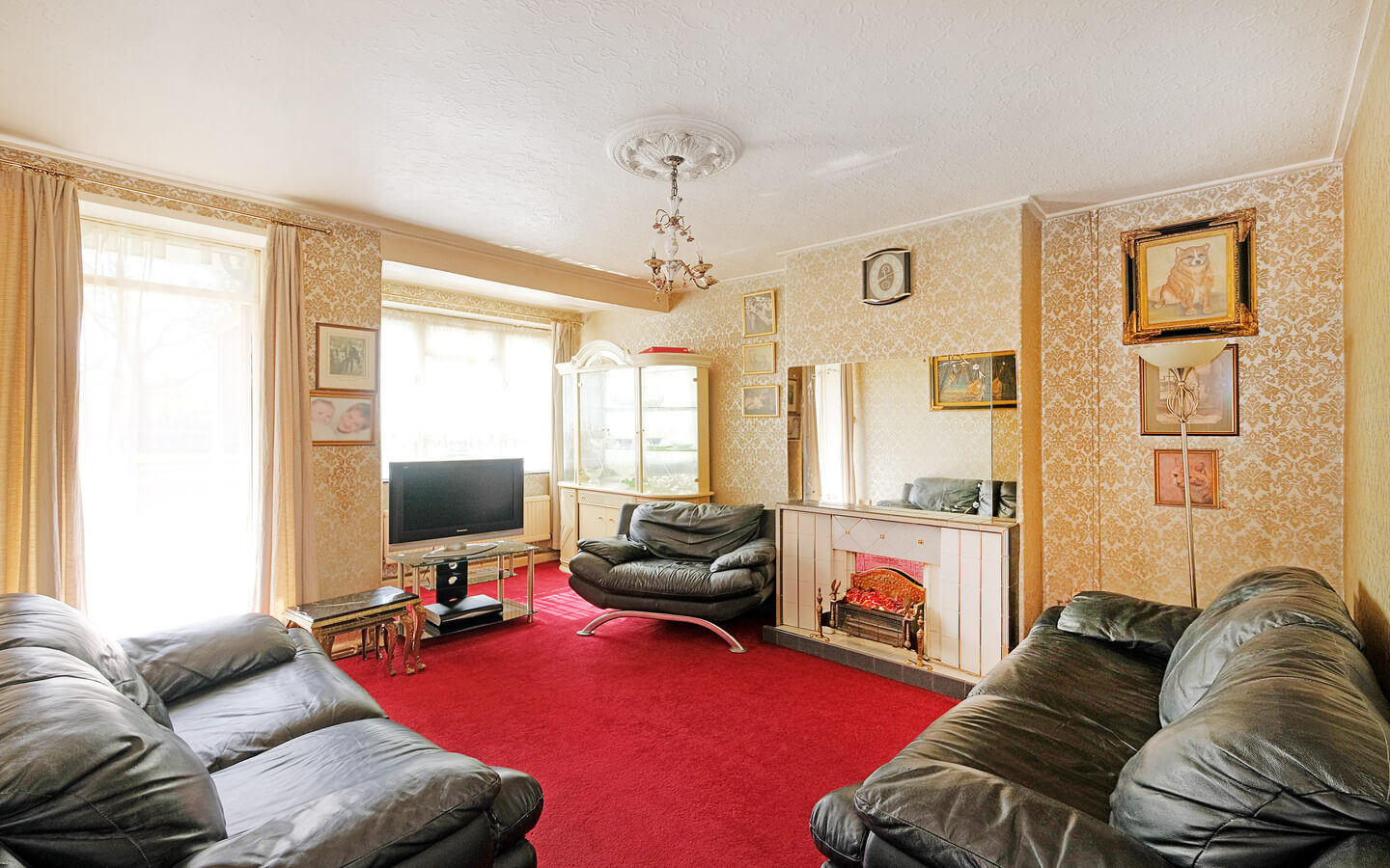 2 Bedroom Flat For Sale - Hackney - London