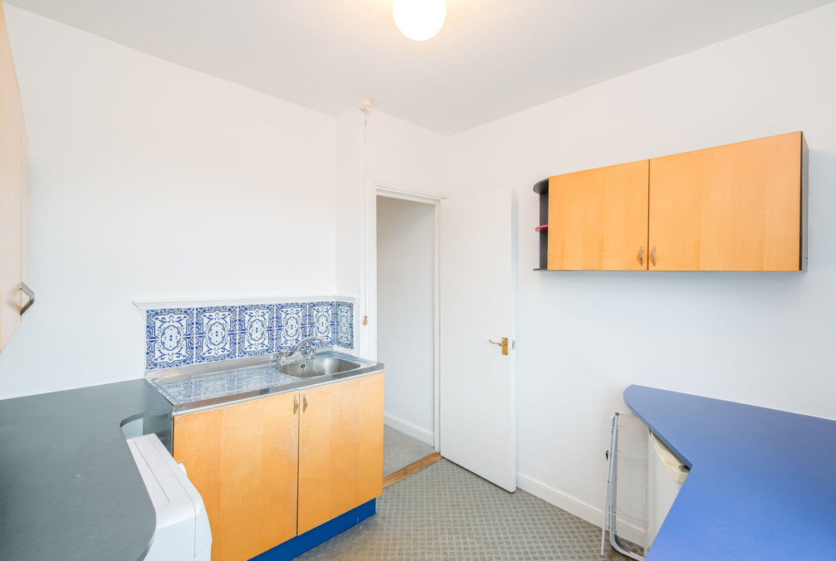 One Bedroom Flat For Rent - Hackney - London - E9 5HP