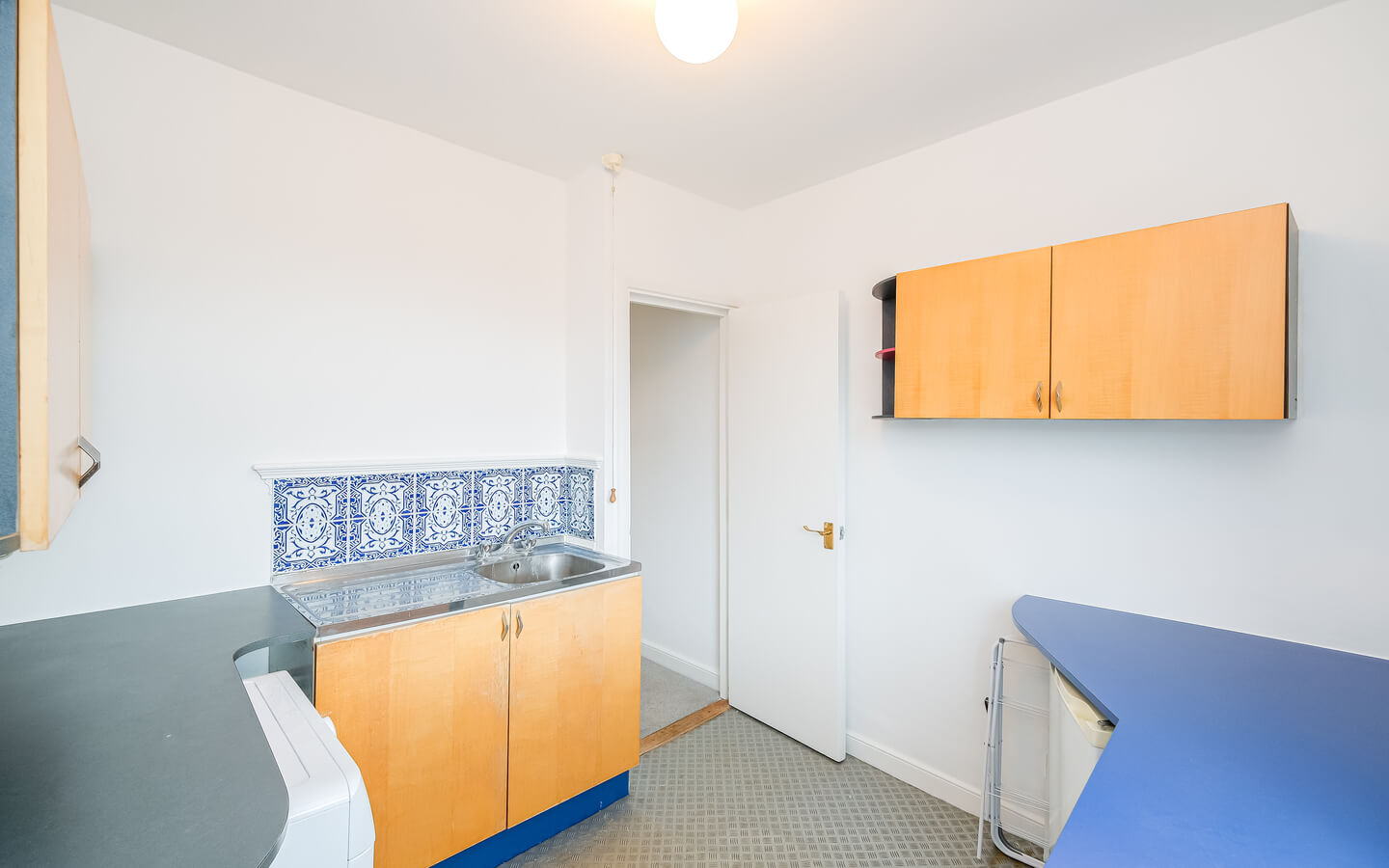 One Bedroom Flat For Rent - Hackney - London - E9 5HP