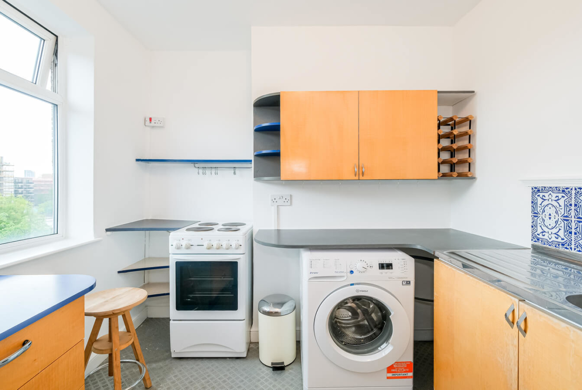 One Bedroom Flat For Rent - Hackney - London - E9 5HP