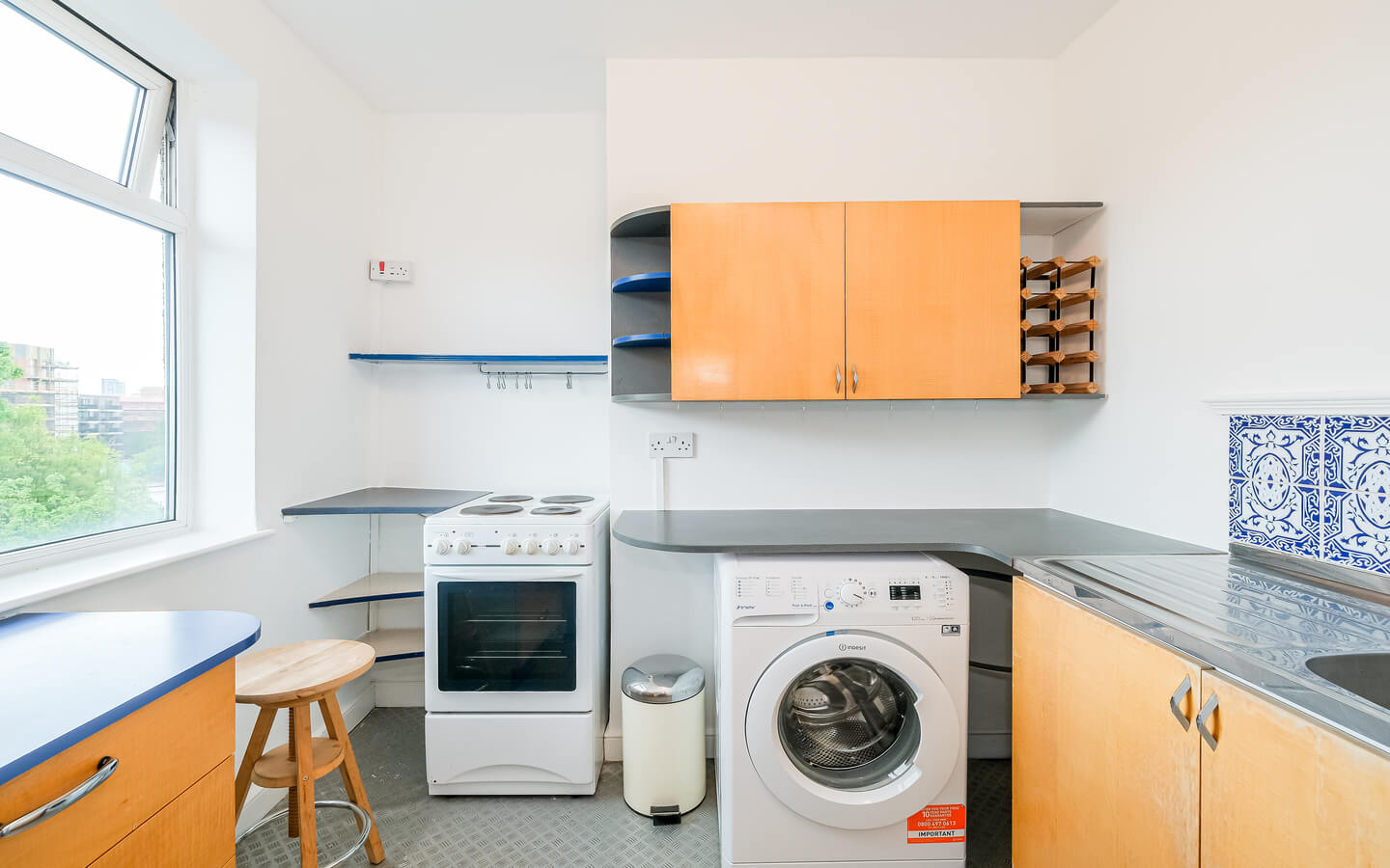 One Bedroom Flat For Rent - Hackney - London - E9 5HP