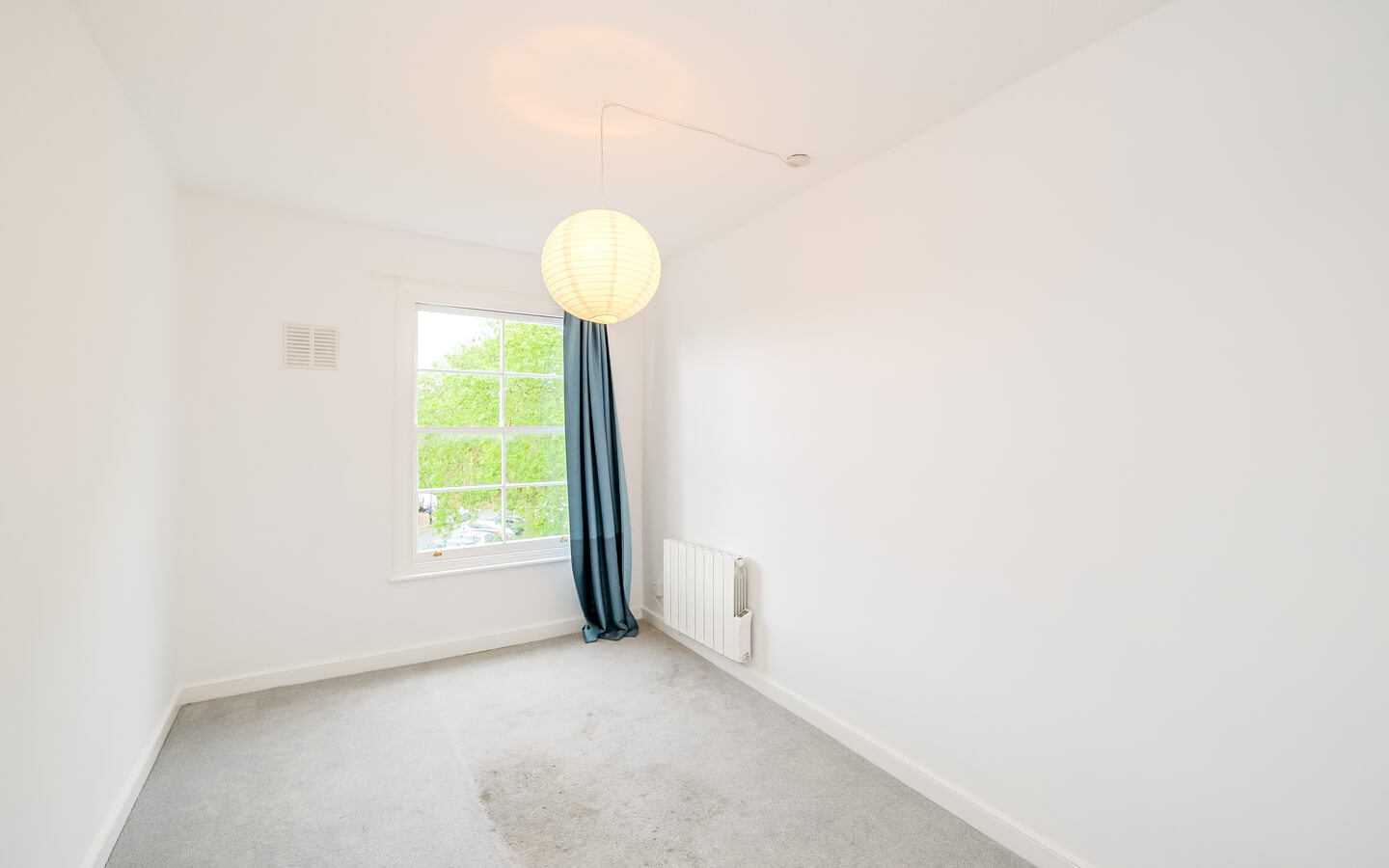 One Bedroom Flat For Rent - Hackney - London - E9 5HP