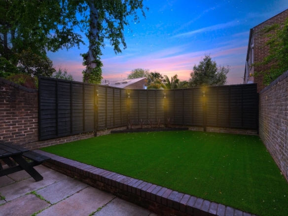 1 Bedroom Flat For Rent - Hackney - London - E9 7HF