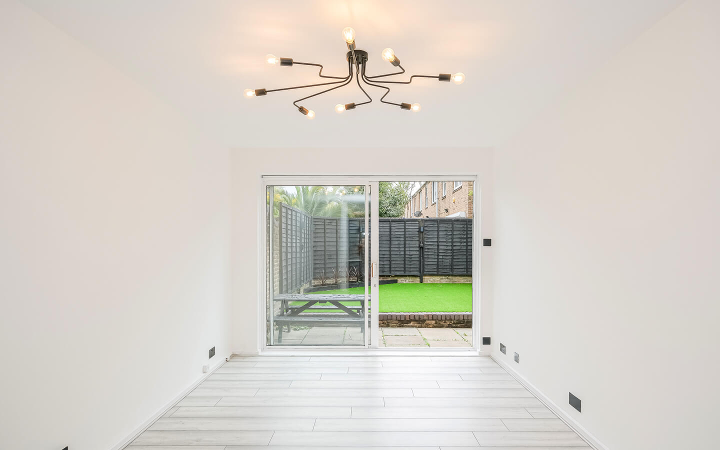 1 Bedroom Flat For Rent - Hackney - London - E9 7HF