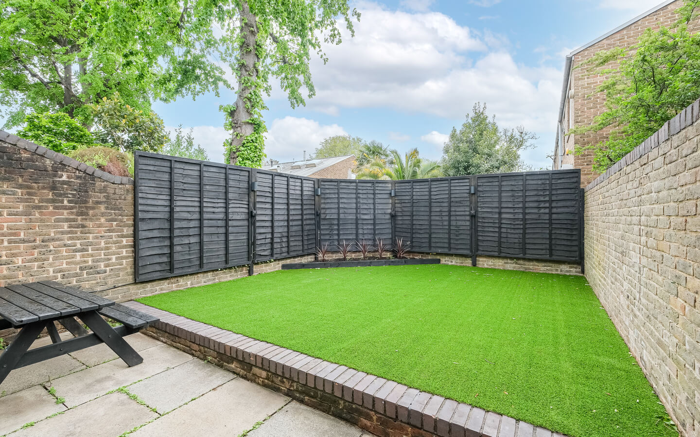 1 Bedroom Flat For Rent - Hackney - London - E9 7HF