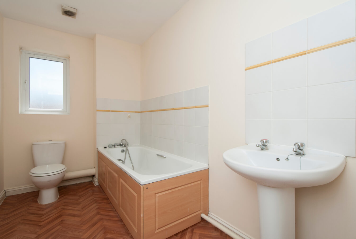 4 Bedroom House For Rent - Hackney - London
