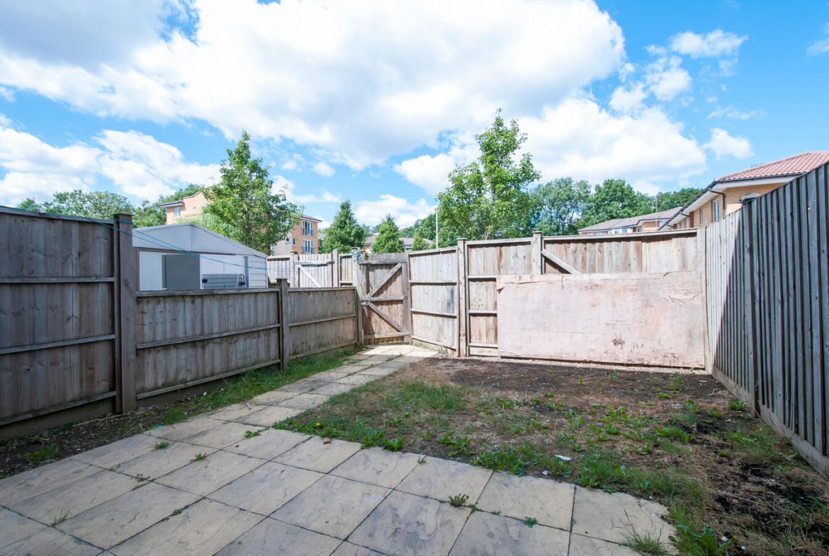 4 Bedroom House For Rent - Hackney - London